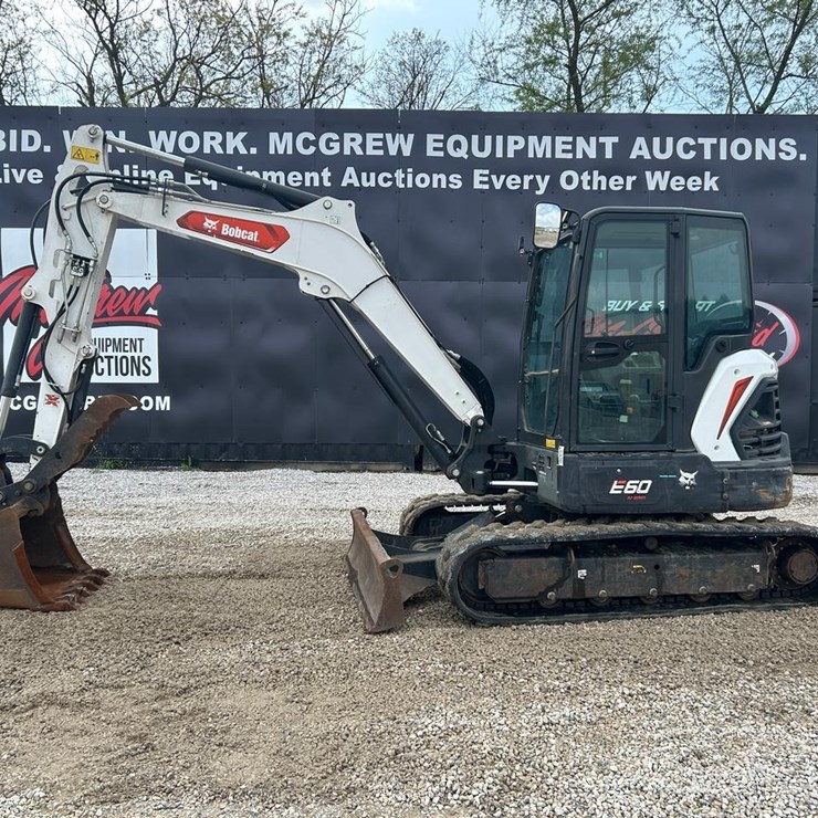 2022 BOBCAT E60