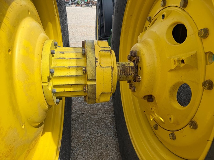 2007-john-deere-8330-image-15