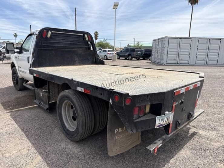 2002-ford-f550-image-5