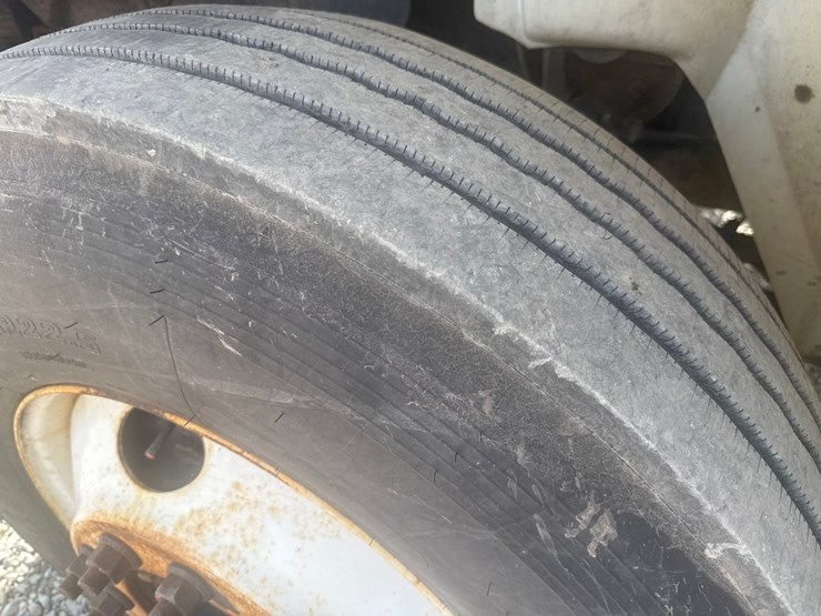 international-4400-sba-image-68