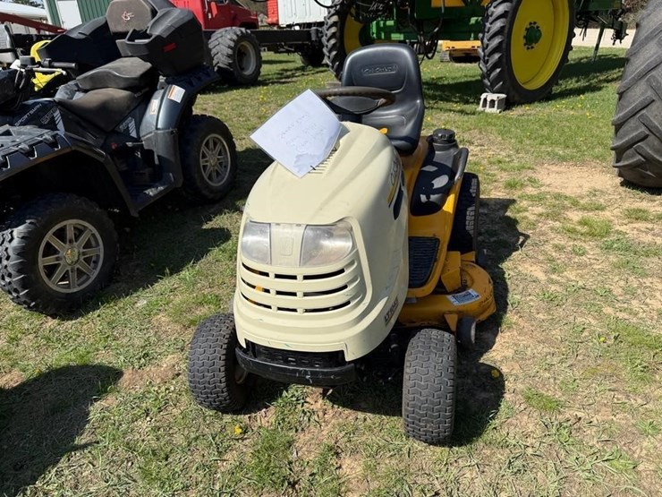 cub-cadet-lt1045-image-2