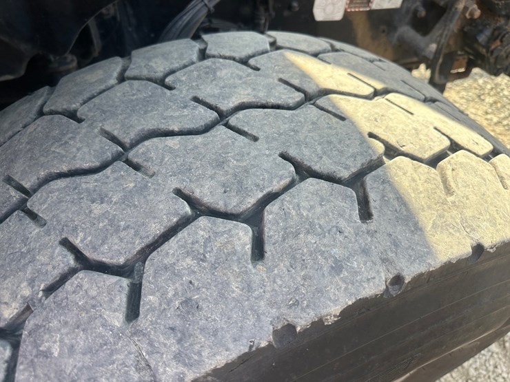 2019-massey-ferguson-8-image-83