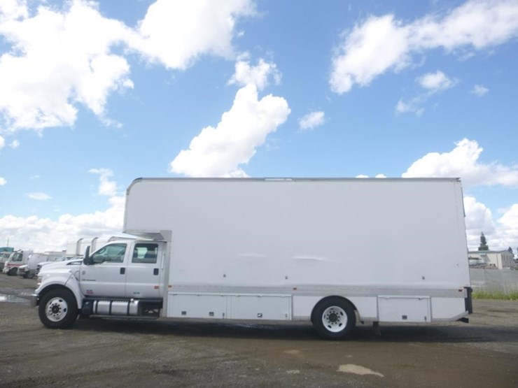 2016-ford-f650-xlt-image-5