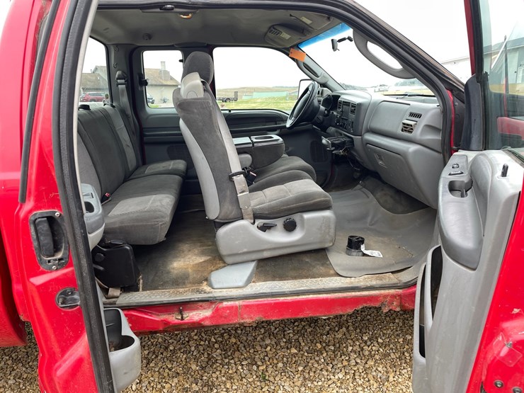 2003-ford-f350-image-26