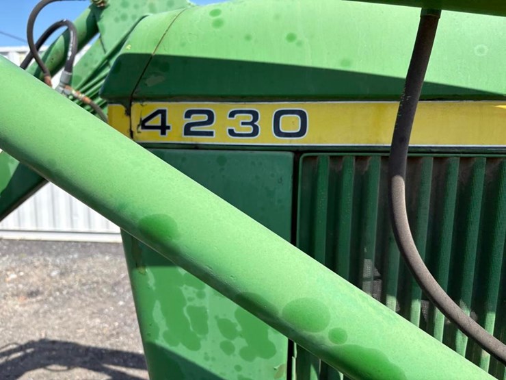 john-deere-4230-image-16