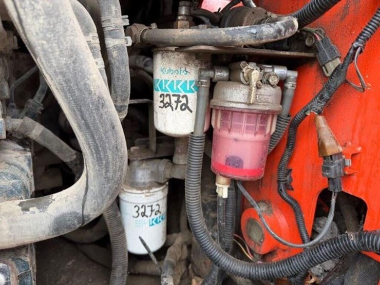 2018-kubota-ssv65-image-29