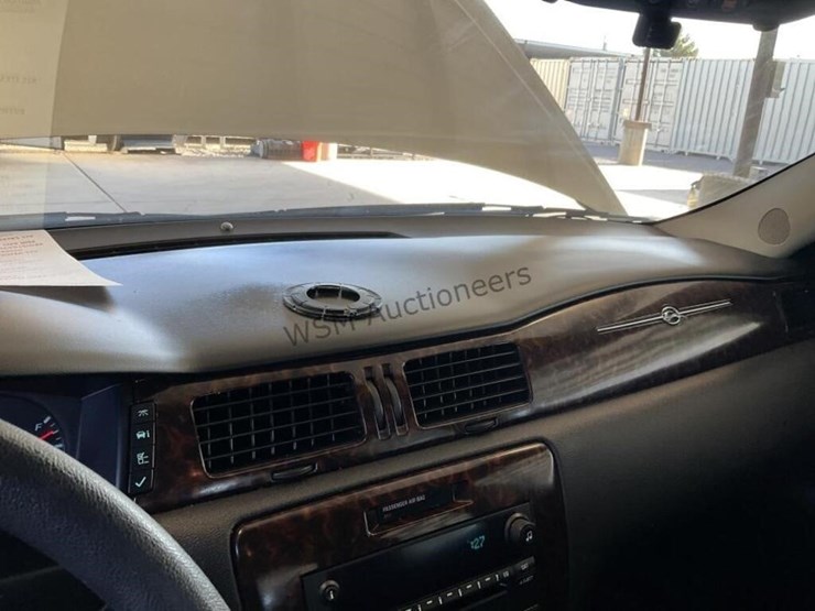 2016-chevrolet-impala-ls-sdn-image-17