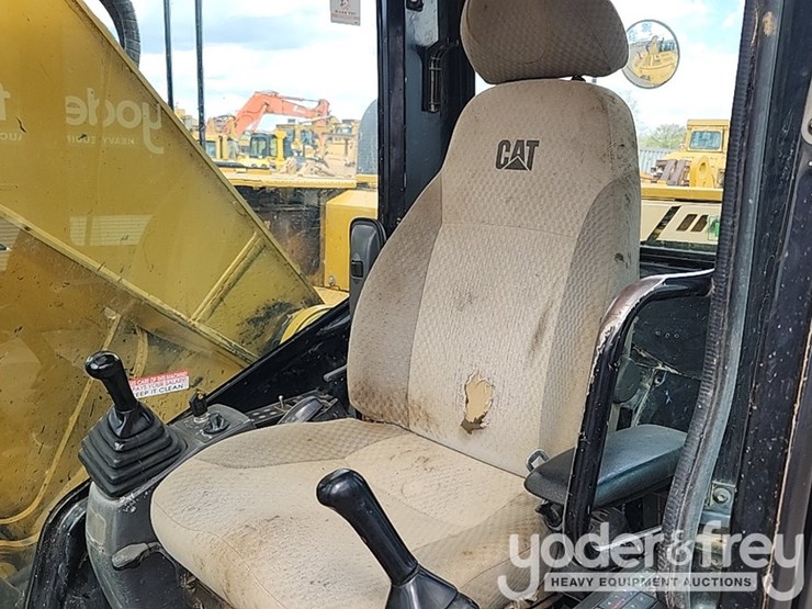 2009-caterpillar-321d-lcr-image-43