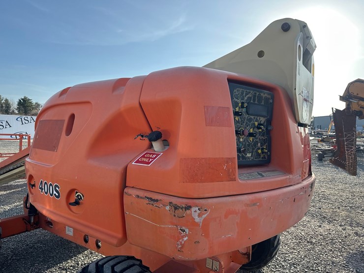 2007-jlg-400s-image-27