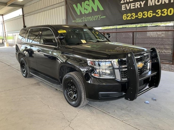 2019-chevrolet-tahoe-image-2