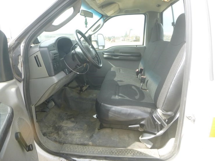 2007-ford-f450-image-8