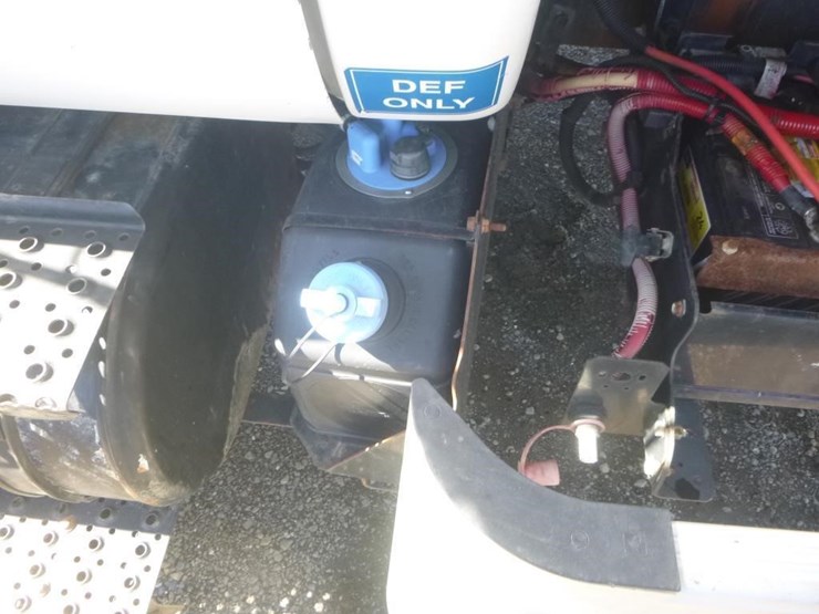 2015-ford-f750-image-25