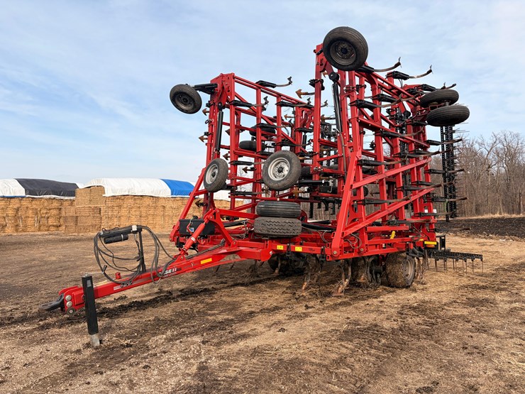 2017-case-ih-255-image-2