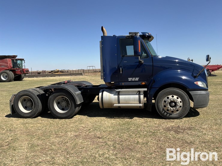 2010-international-prostar-image-4