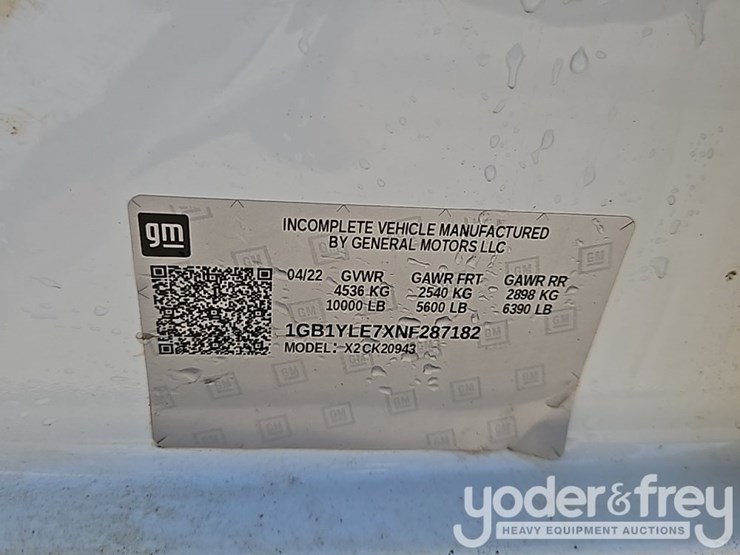 2022-chevrolet-2500hd-image-33