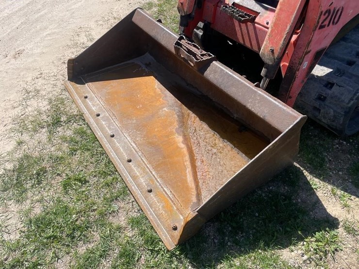 kubota-svl75-image-9