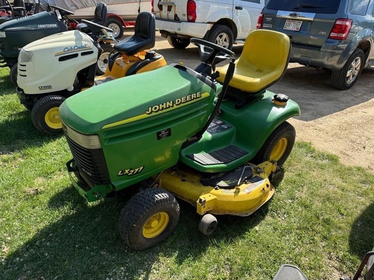 john-deere-lx277-image-1