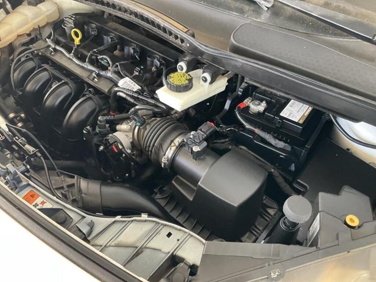 2015-ford-transit-connect-image-13