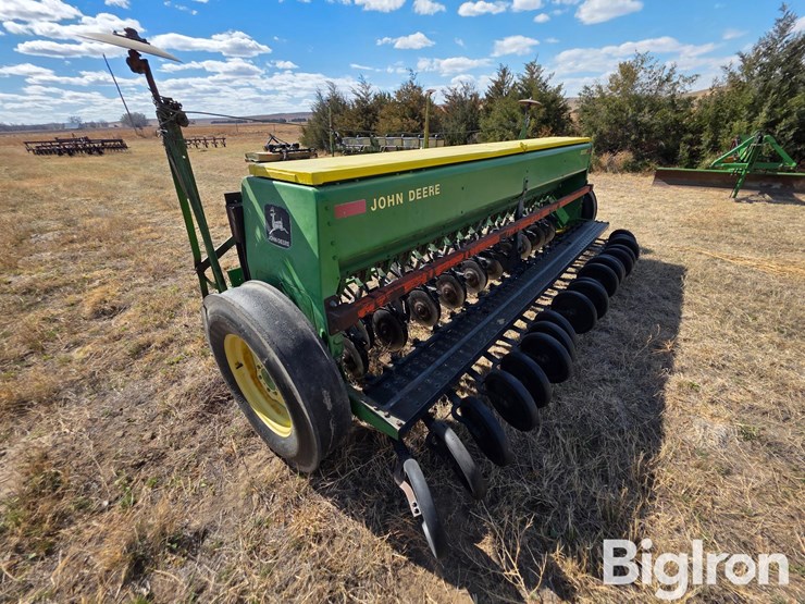 john-deere-8200-image-7