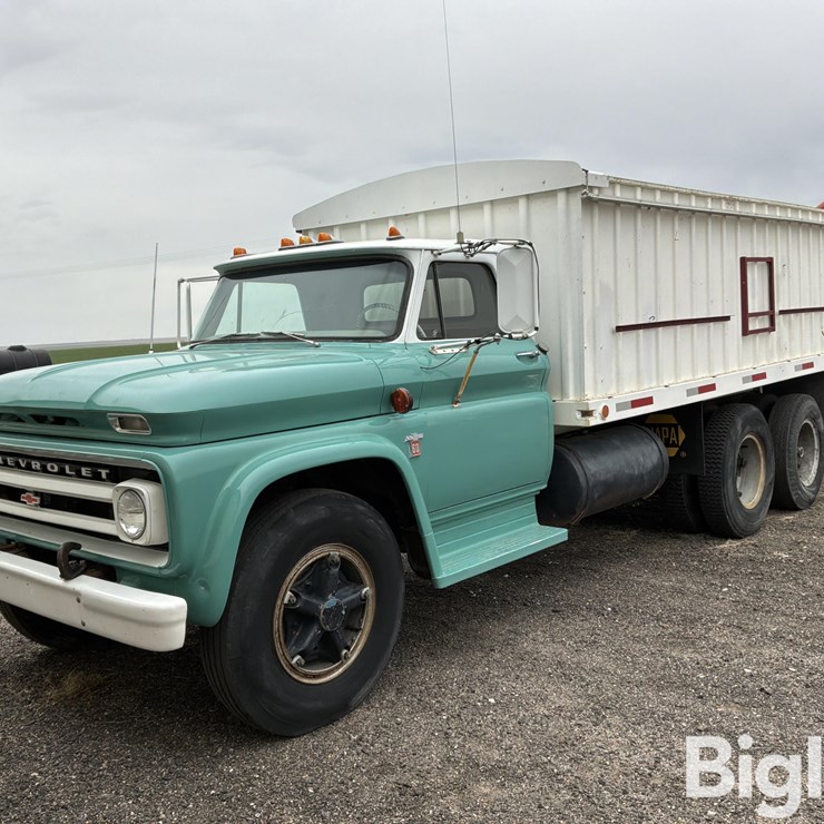 1964 CHEVROLET C65