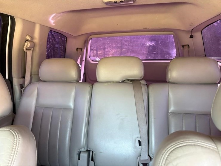 2004-dodge-durango-image-12