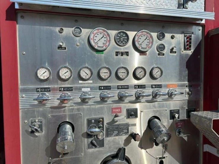 1996-ford-f700-image-34