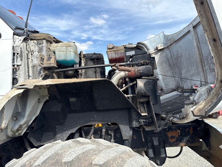 gmc-topkick-c8500-image-18