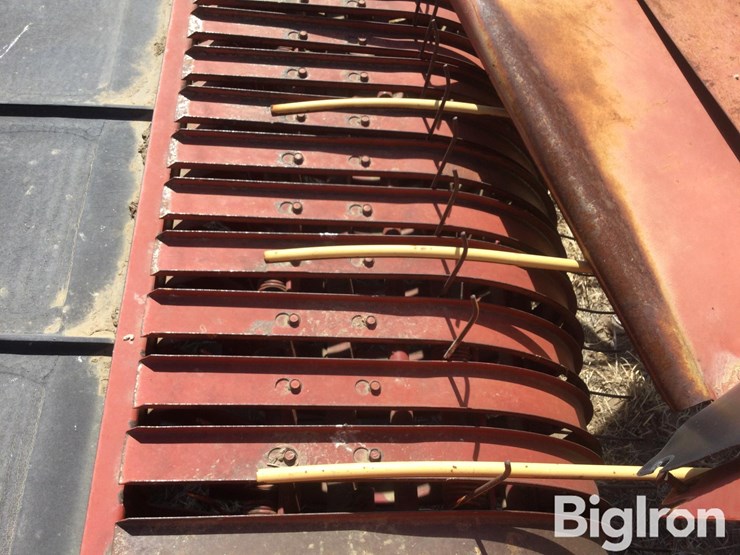 new-holland-144-image-18