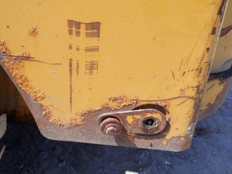 2009-caterpillar-232b-image-57