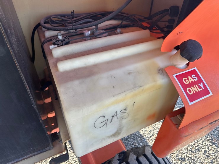 2007-jlg-400s-image-49