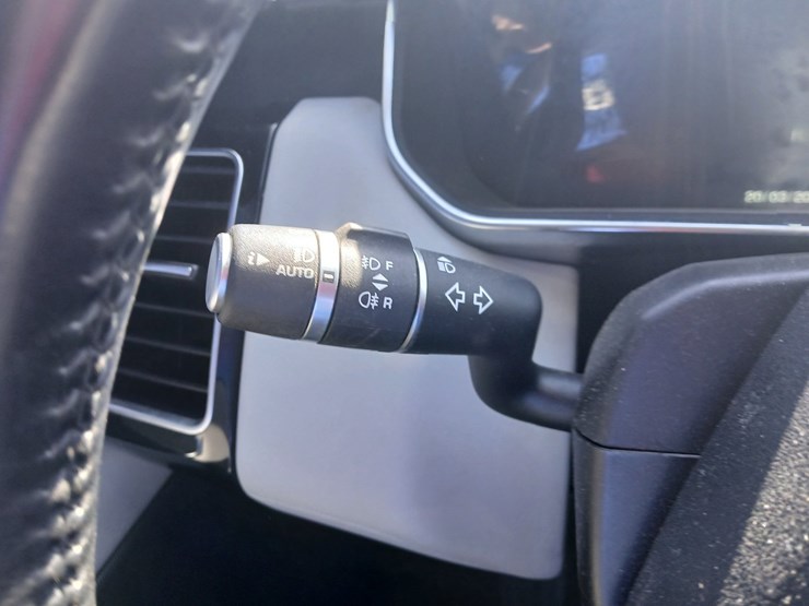 2016-land-rover-range-rover-image-49