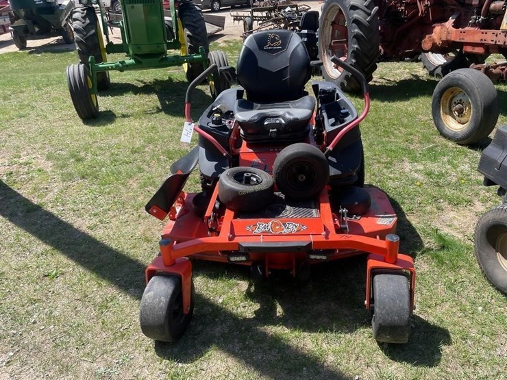 bad-boy-zt-elite-zero-turn-mower-image-2
