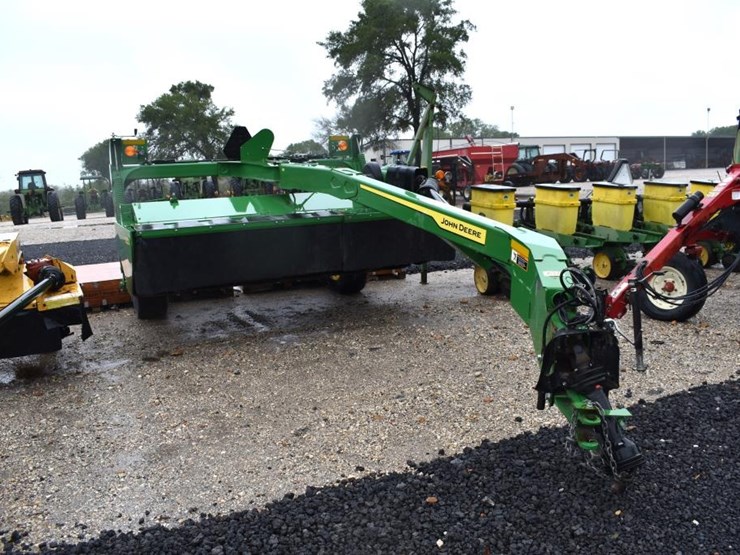 john-deere-s300-image-2