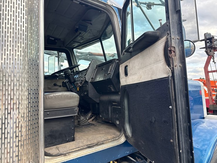 1999-caterpillar-c12-image-49