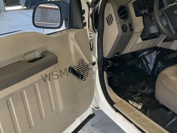 2008-ford-f250-image-24