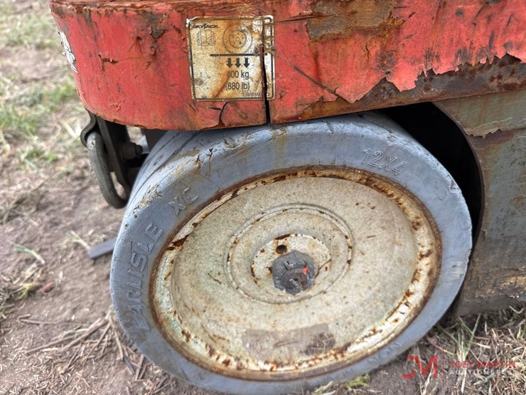 2018-skyjack-sj12-image-5