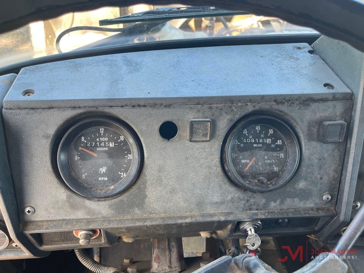 1996-mack-rd688s-image-22