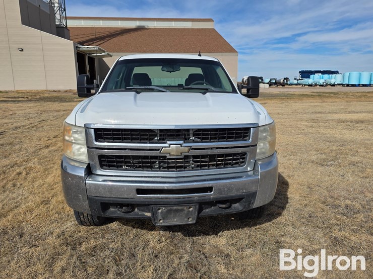 2007-chevrolet-silverado-2500-image-2