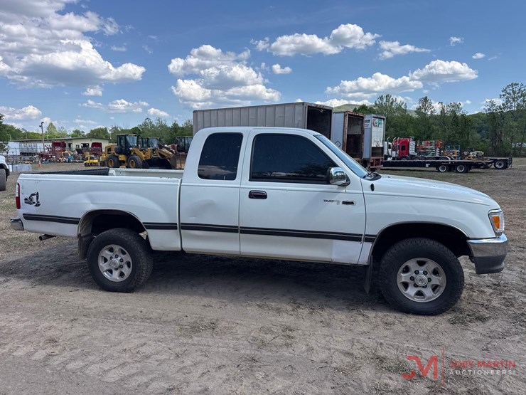 1996-toyota-t100-image-2