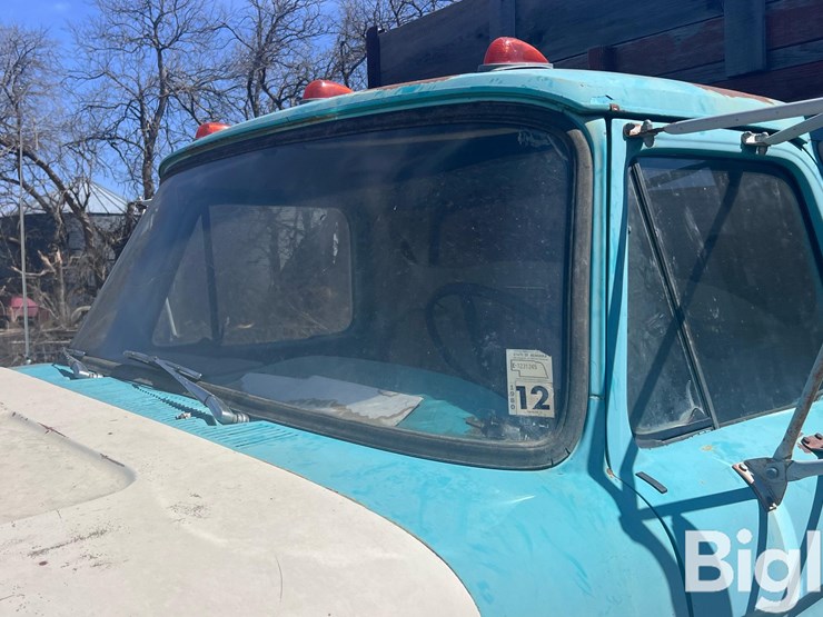 1965-ford-f600-image-15