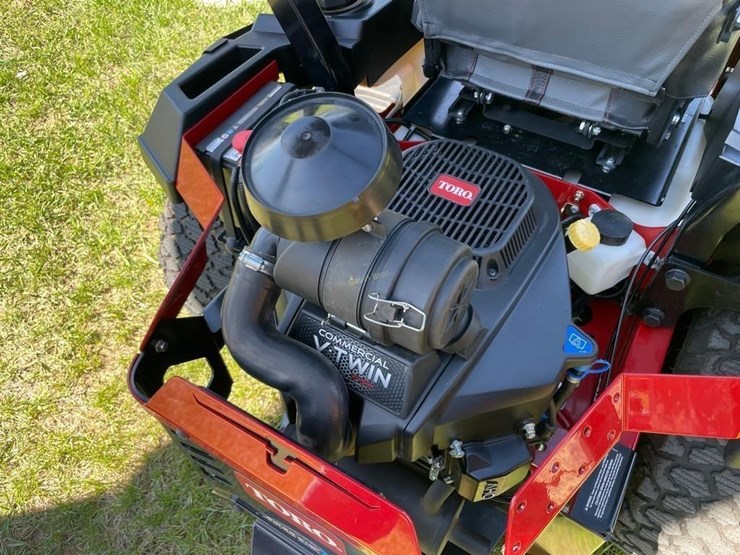 toro-z-master-2000-zero-turn-mower-image-6