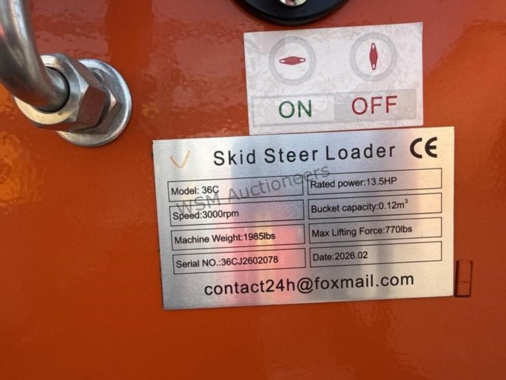 2026-sdl-36c-stand-up-skid-steer-image-13