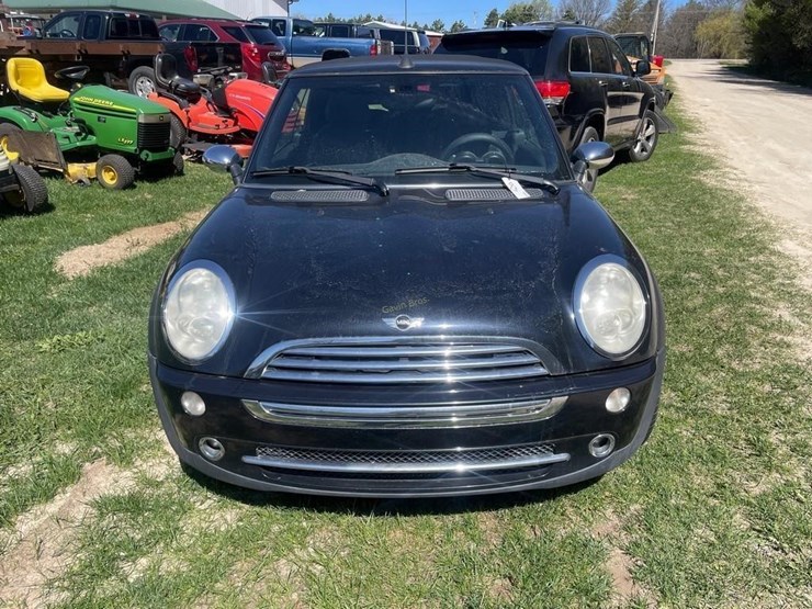 2005-mini-cooper-convertible---as-is-image-2