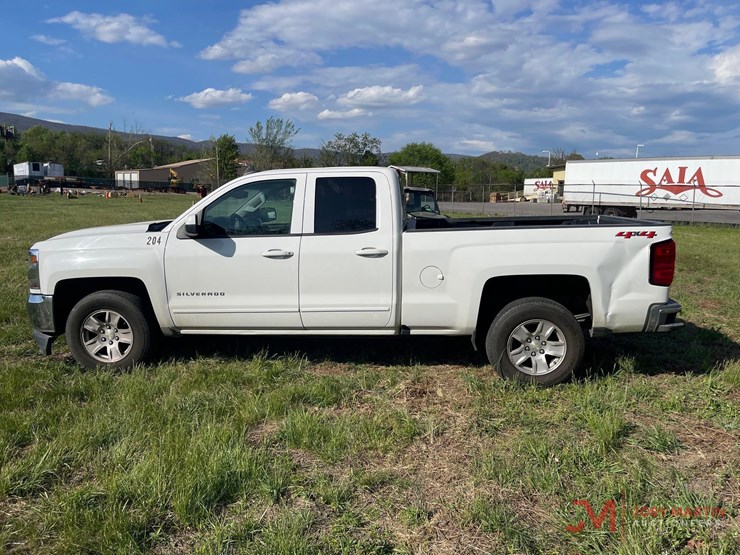 2018-chevrolet-silverado-1500-lt-image-5