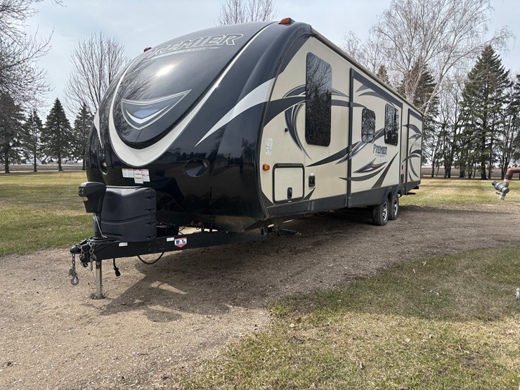 2016-keystone-camper-image-2