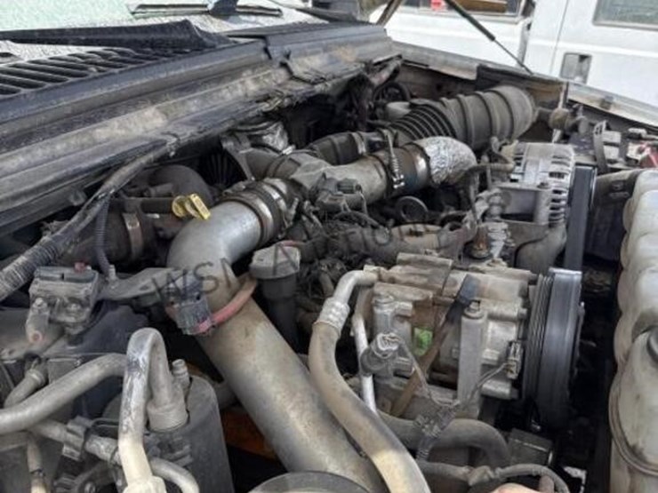 2002-ford-f550-image-13