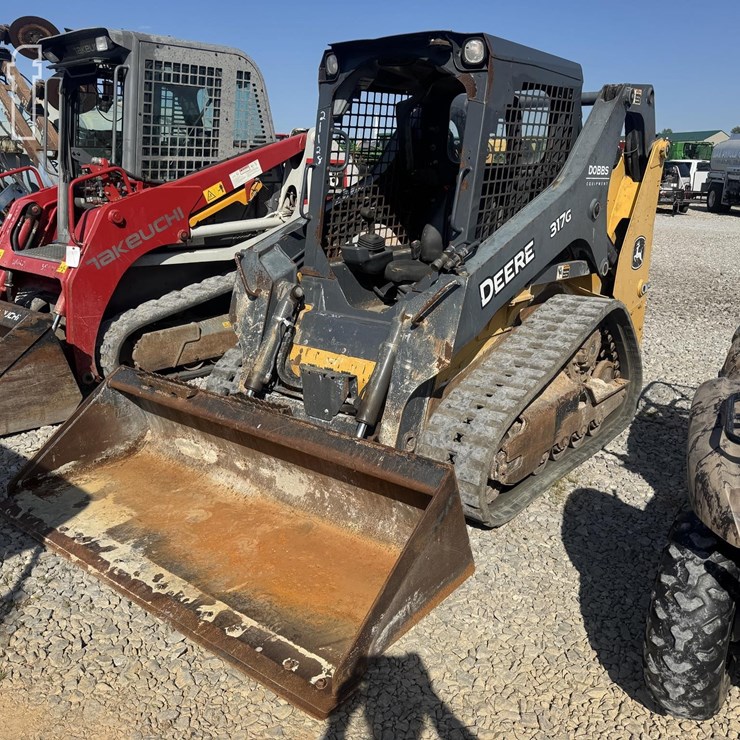 DEERE 317G