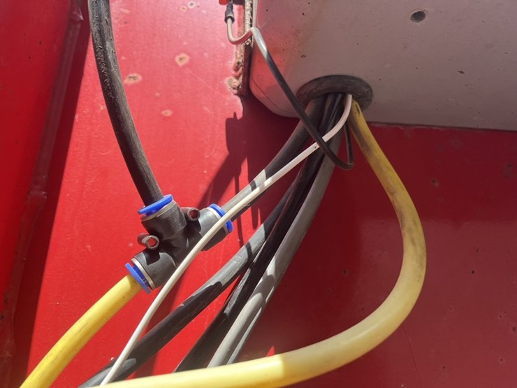 #1704-•-2006-abs-rc5-live-bottom-trailer-image-32