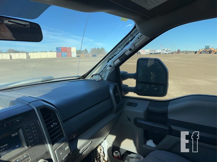 2018-ford-f350-image-18