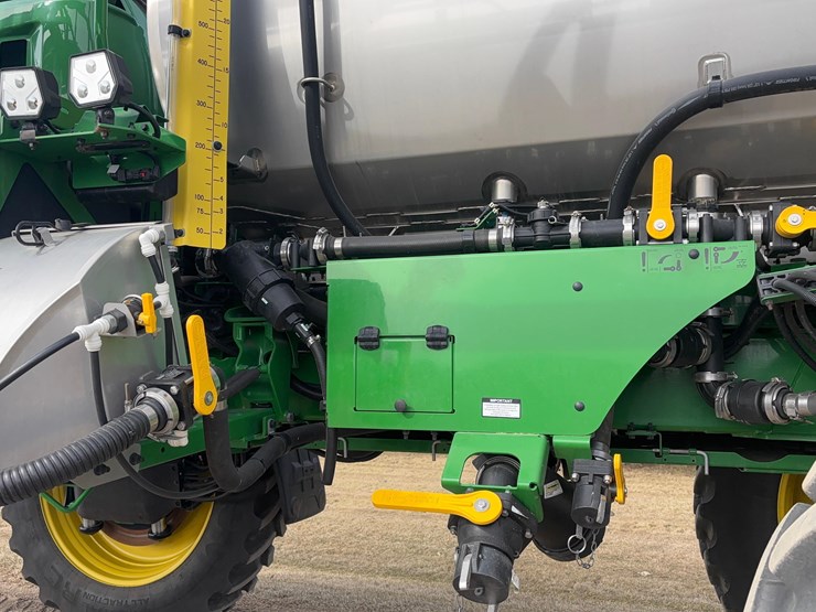 2024-john-deere-612r-image-9